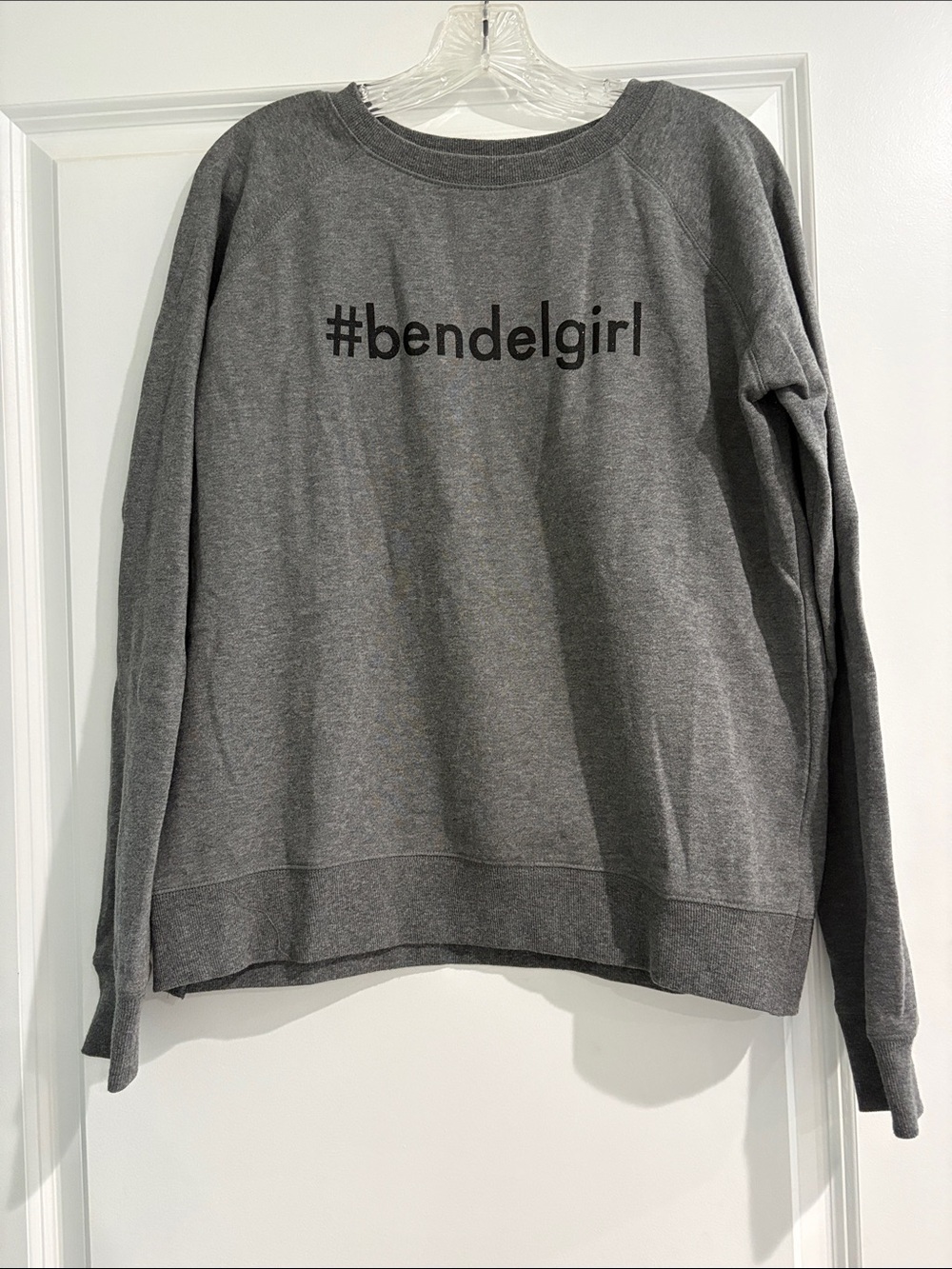 Henri Bendel #bendelgirl Gray Sweatshirt sz S/M